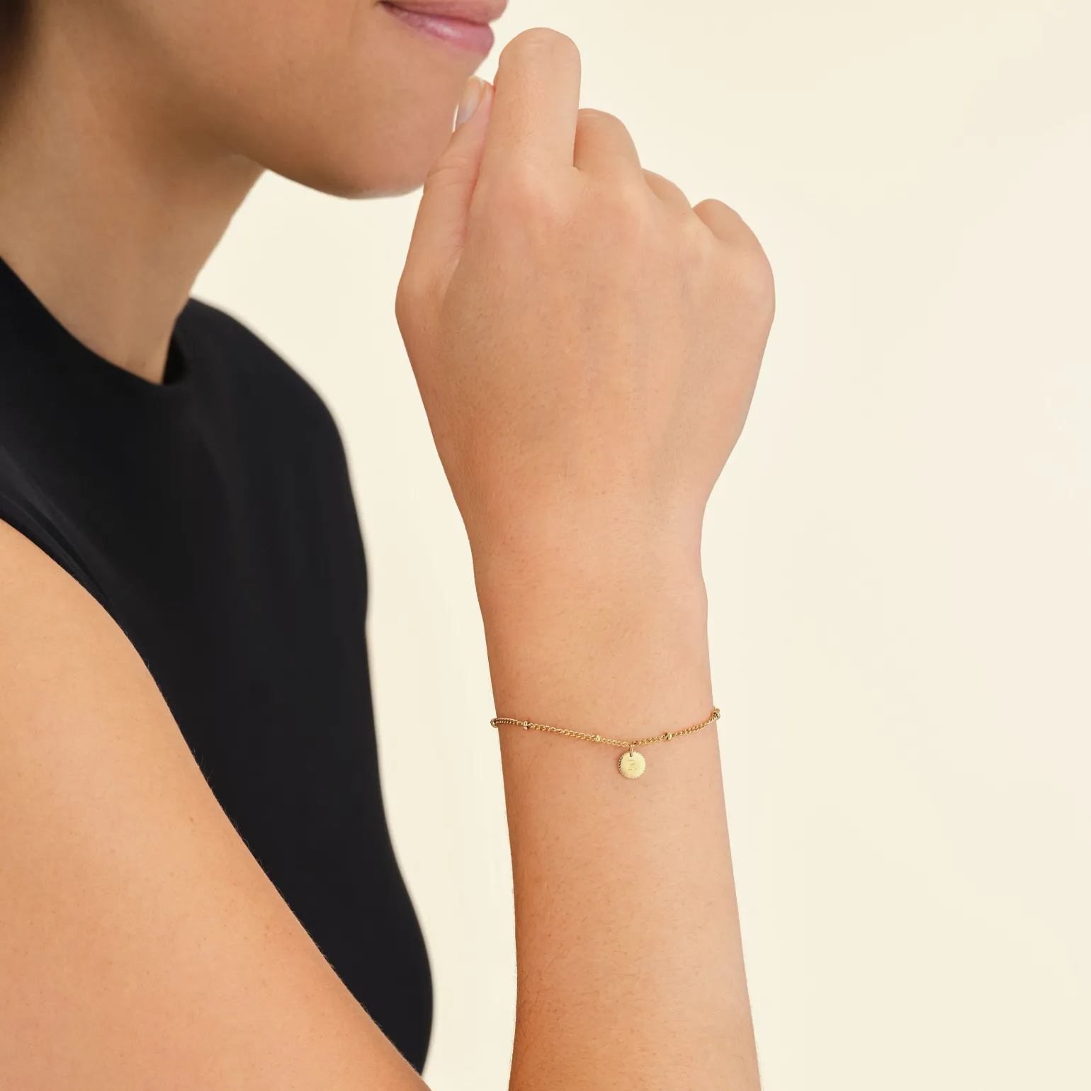 1 Round Bracelet