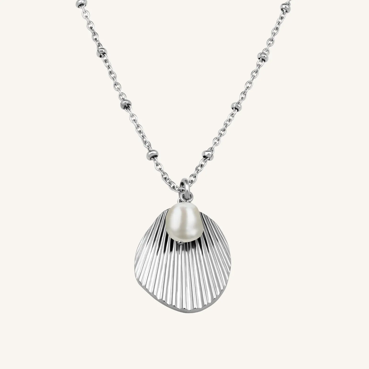 Shell and pearl necklace